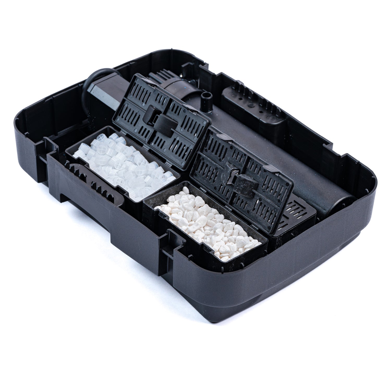 Matériaux filtrants pour le BluFilter avec zéolite et biosphères pour filtrer et nettoyer l'eau du bassin